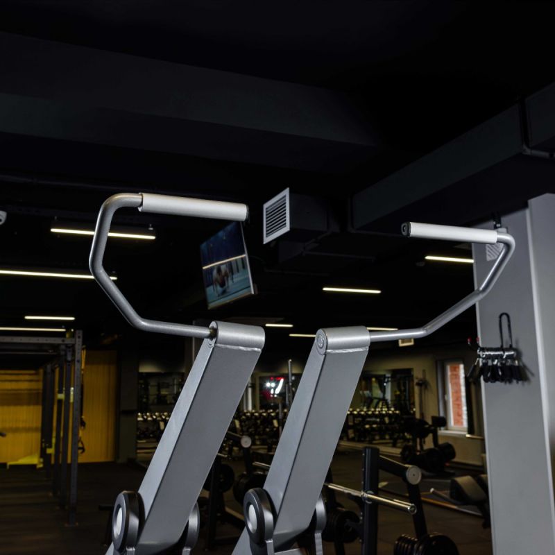 Тренажер Вертикальная тяга, рычаги серые DHZ D920