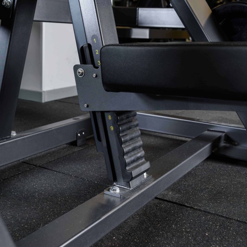 Тренажер Наклонный жим от груди, рычаги серые DHZ D915