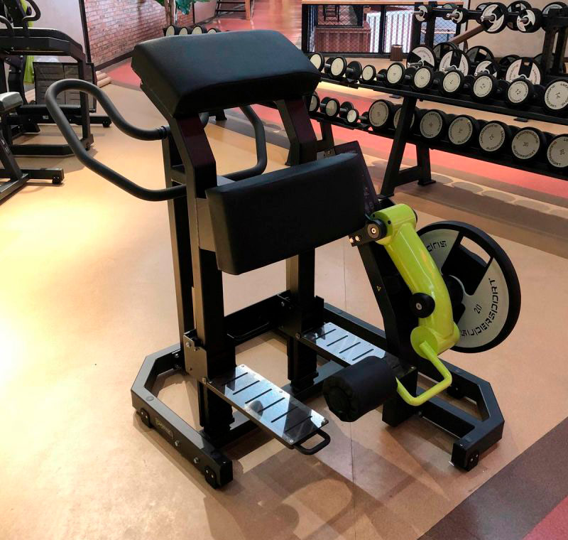 Тренажер сгибание ног стоя Y955Z