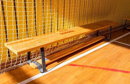 Футбольное, баскетбольное и гимнастическое оборудование для школьных спортзалов и площадок в СОШ №2